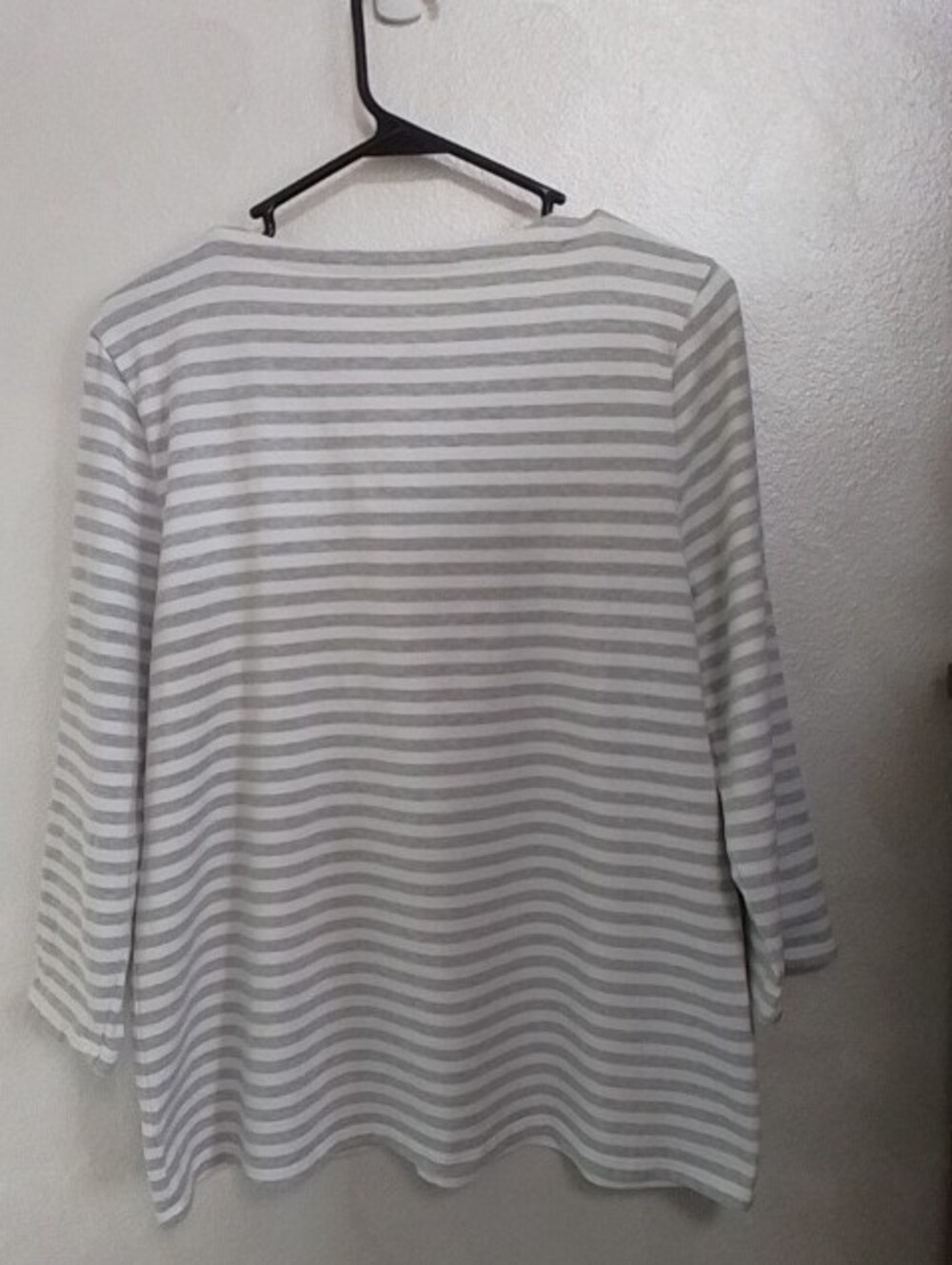 Talbots Gray and White Striped Long-Sleeve Tee with Silver Sequin Bow - Picture 4 of 4